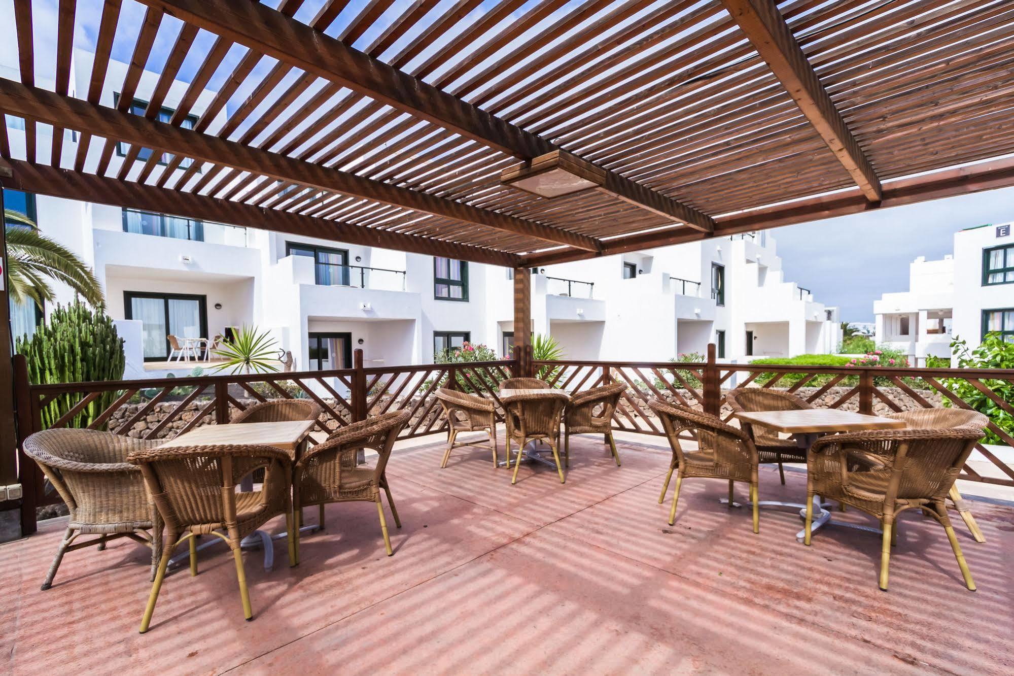 Apartament Bluebay Lanzarote Costa Teguise Zewnętrze zdjęcie