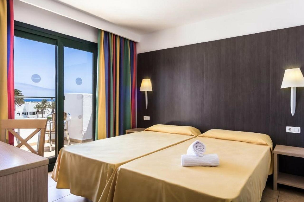 Apartament Bluebay Lanzarote Costa Teguise Zewnętrze zdjęcie